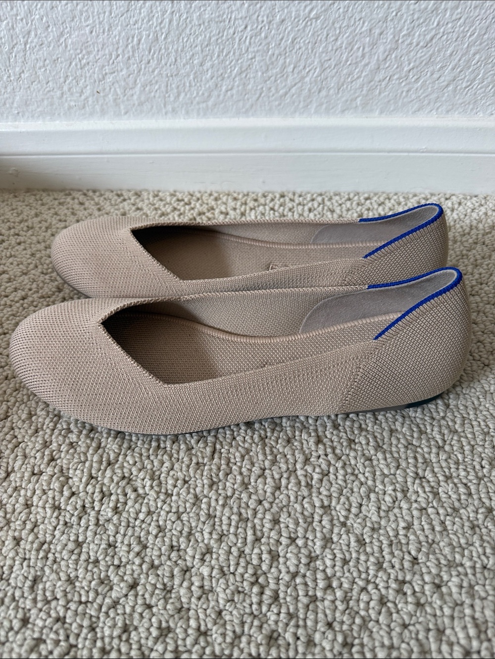 ROTHYS Women's Beige Flats - Picture 2 of 4